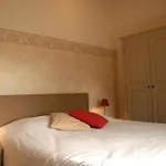 De Kruishoeve Hotel